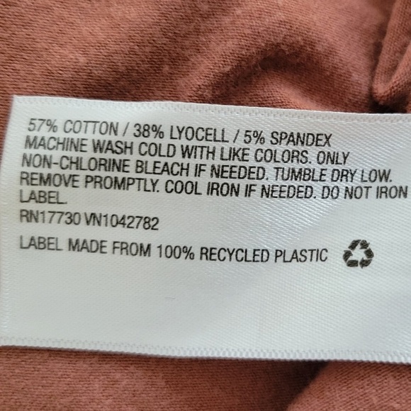 Isabel Maternity | Short Sleeve Body Con Leopard Print Dress - Picture 8 of 10